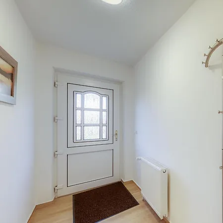 Landluettje Mit Terrasse 알트슈베른