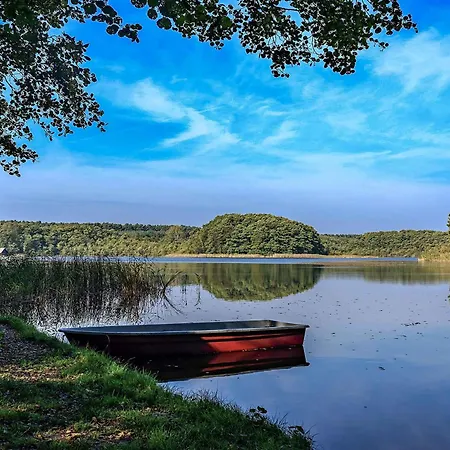 Landluettje Mit Terrasse 아파트